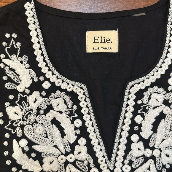 Elie Tahari Embroidered Collar Quarter Sleeve Black Top Size Large - Picture 3 of 6